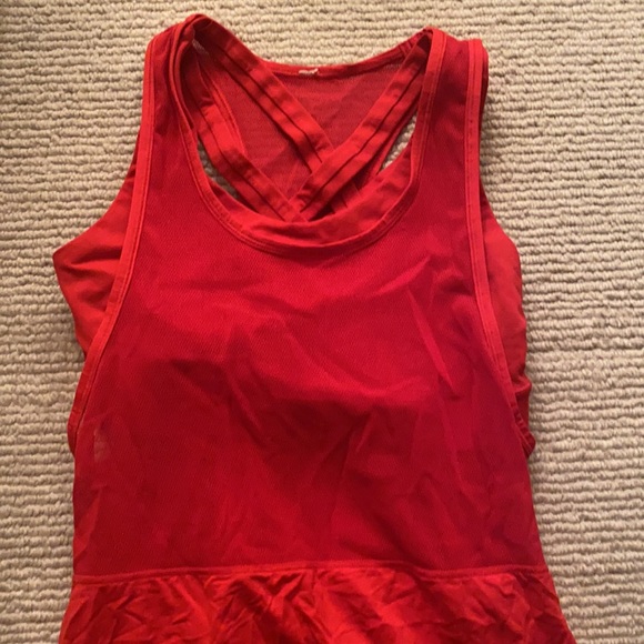 Lulu lemon mesh tank top and sports bra - Picture 2 of 10